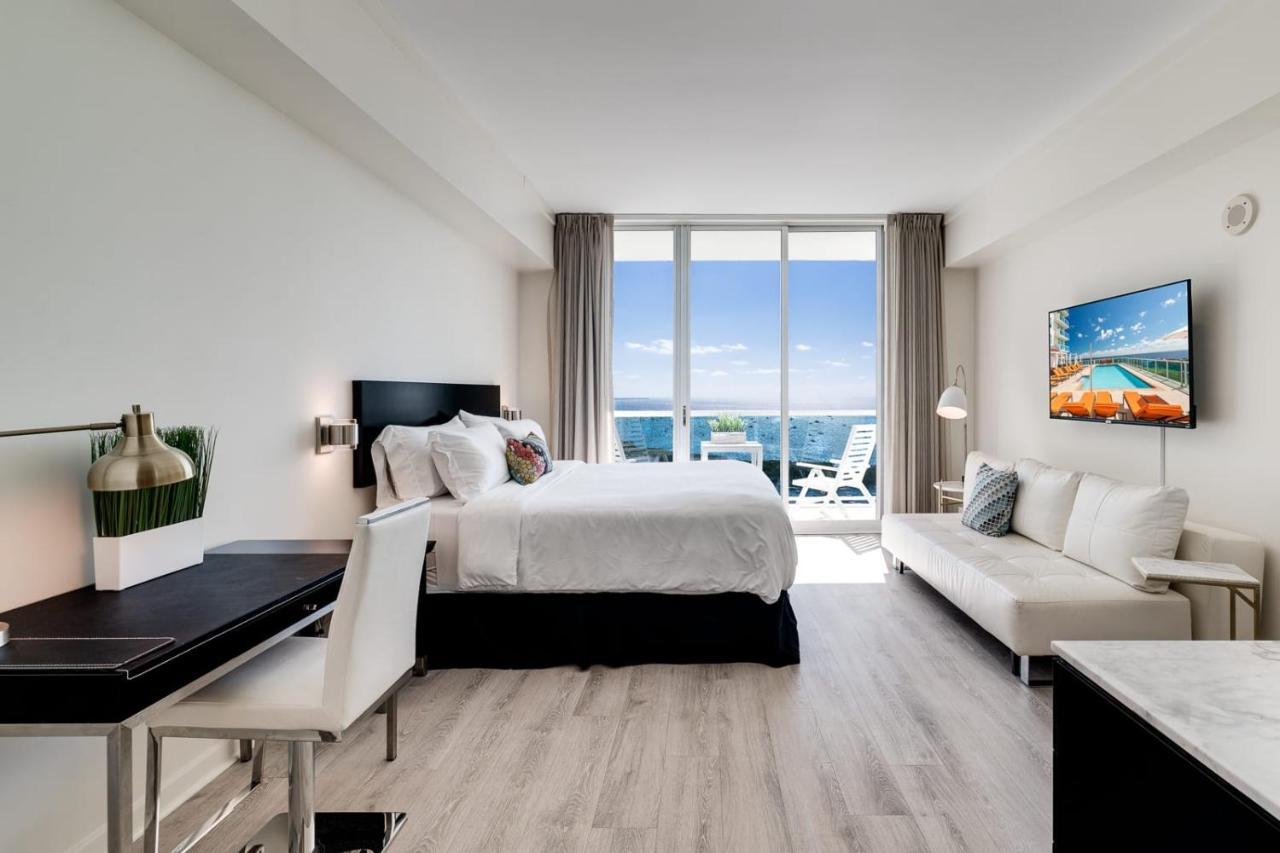 Ocean View Balcony Steps From Restaurants, Peacock Park & Marina Villa Miami Exterior photo